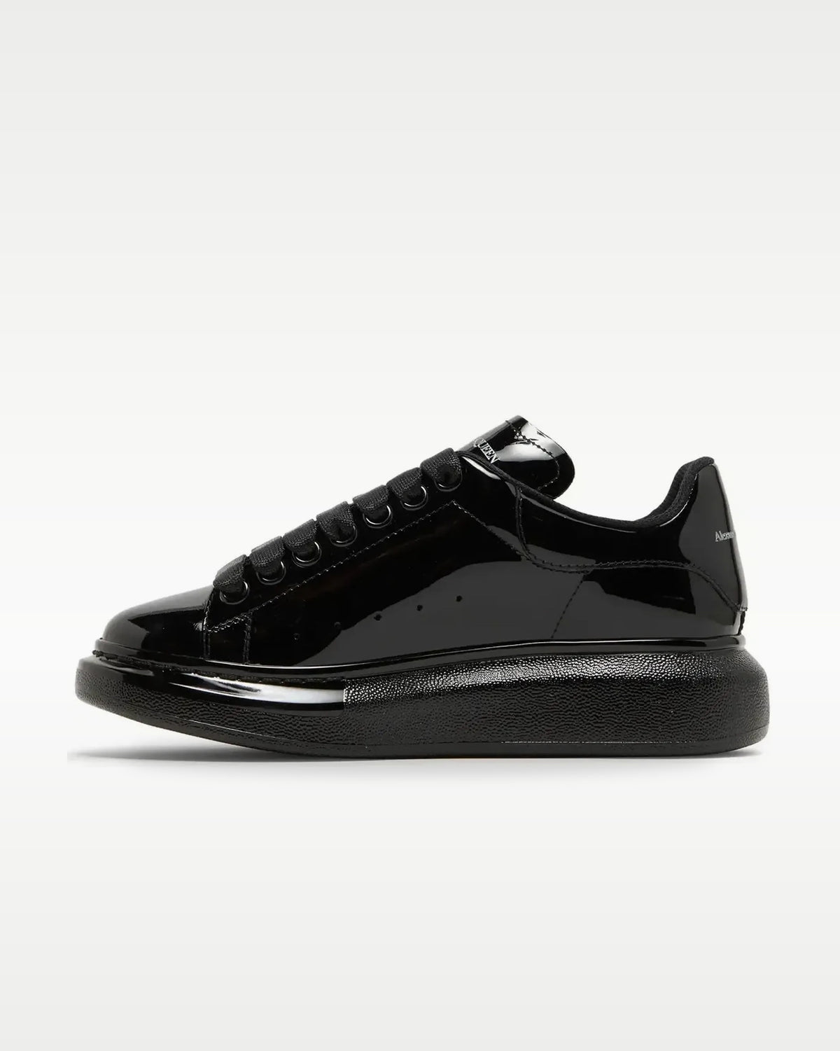 Alexander McQueen Black Patent — vista 2