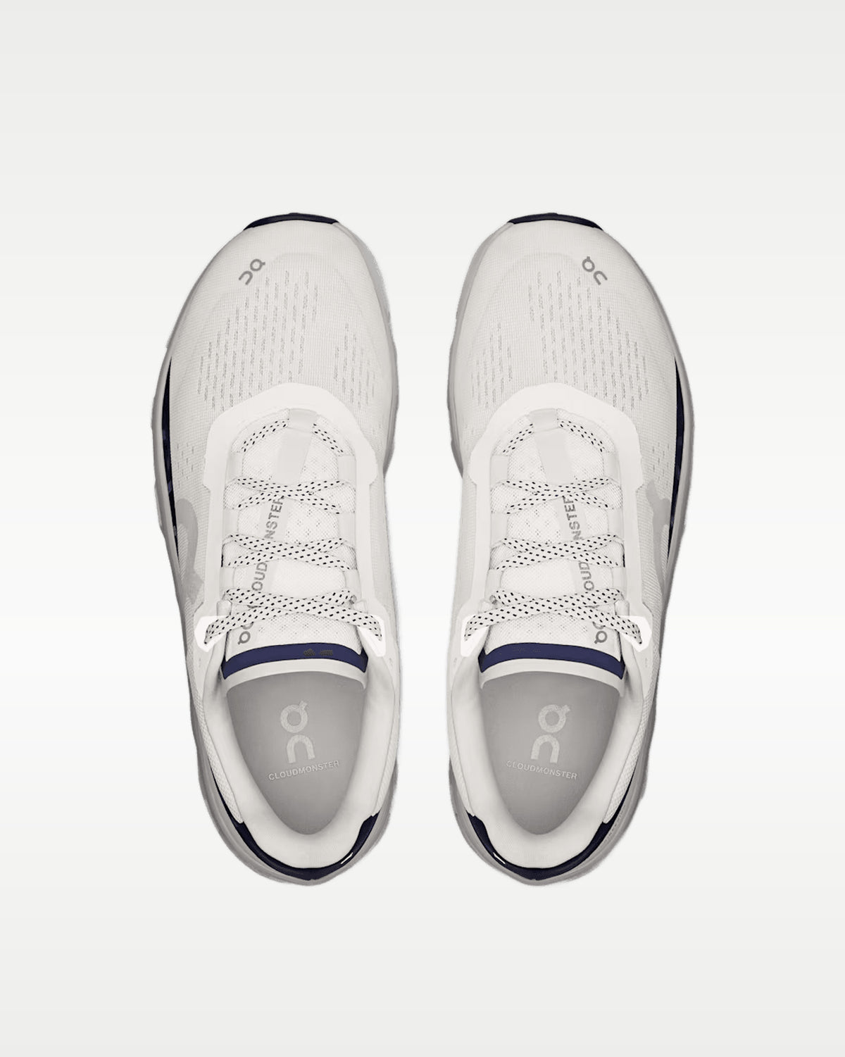 On Cloudmonster Ivory Midnight — vista 4